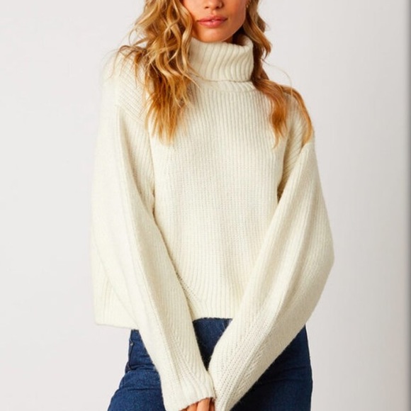 Warm Turtleneck with Print